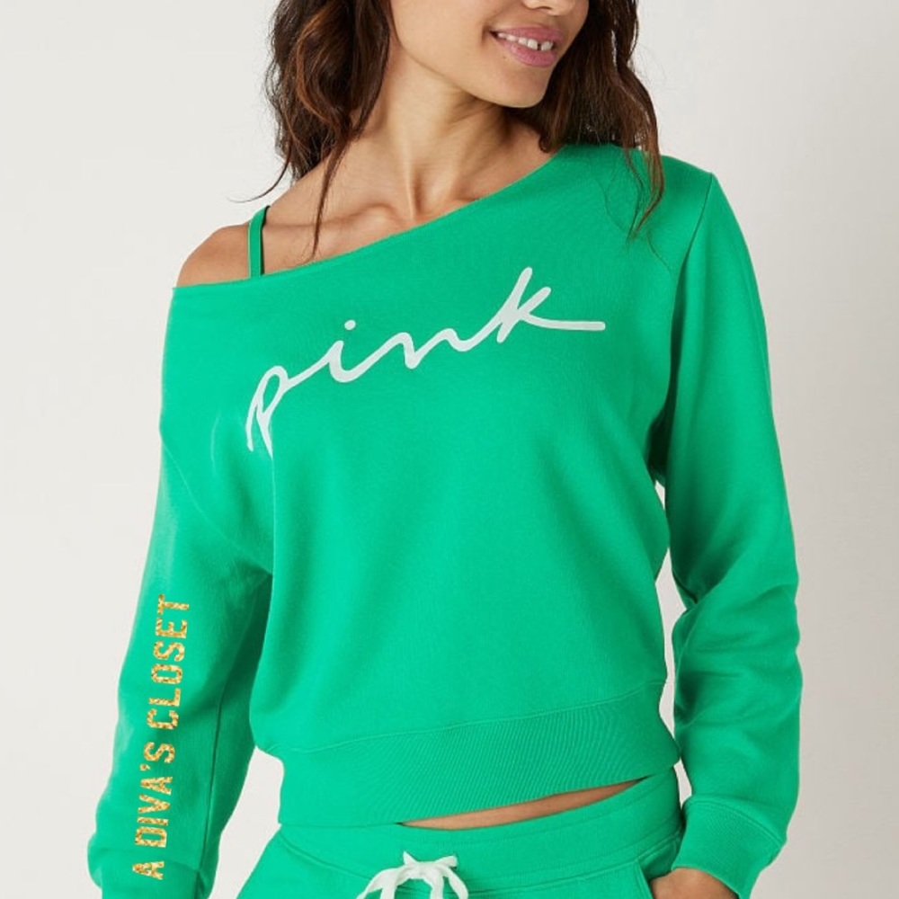VS Pink Fleece Logo Crop Sweatshirt
